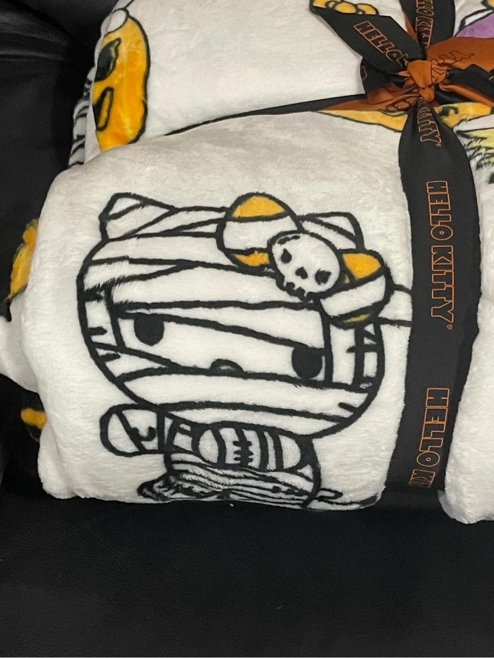 Halloween Hello Kitty Trick or Treat Blanket - Halloween Hello Kitty Blanket